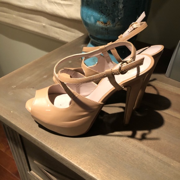 Nude Cutout Strappy Heels - Picture 4 of 5